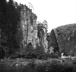 Felsenlandschaft an der Tepl bei Karlsbad
