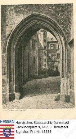Marburg/Lahn, Schloss, Schlosshof