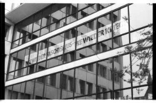 Kleinbildnegativ: Bezirksamt Kreuzberg, 1985