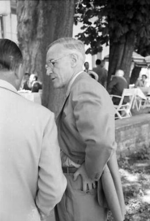 Bad Schaen: F. K. Hein, William P. Murphy