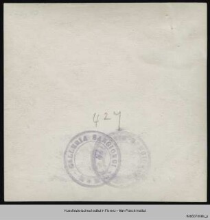 Dose mit Relief mit weiblichen Figuren