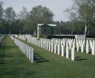Rheinberg War Cemetery