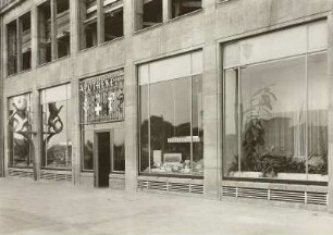 Dresden-Altstadt, Ernst-Thälmann-Straße (heute: Wilsdruffer Straße) 5. Wohn- und Geschäftshaus (mit Löwen-Apotheke)