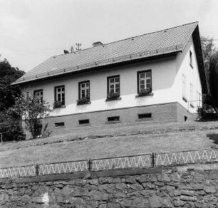 Ehem. Schule; Bischoffen, Günteroder Straße 12
