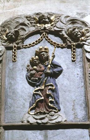 Haus Zum Schwarzen Kleinen Pferd & Haus Zum Pferd & Haus Nr. 297 — Relief