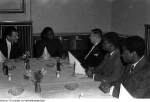 Dresden, u.a. Ausstellung - Residenzschloss, Georgentor - Gedenkstein für Julian Grimau - Straßenumbenennung zu Ehren Louis Braille - Zeltlager, Juli - Dezember 1966