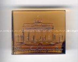 WHW-Abzeichen, Deutsche Baudenkmäler: Brandenburger Tor, 1. Reichs-Straßensammlung vom September 1942, durchgeführt vom NSRL