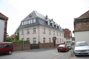 Ehemaliges Finanzamt (Mischbau); Reinheim, Ueberauer Straße 2