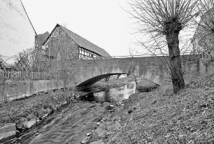 Brücke über die Bauna (Brücke); Baunatal, Schützenstraße