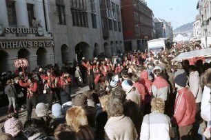 Freiburg: Fastnachtsumzug in der Kaiser-Joseph-Straße