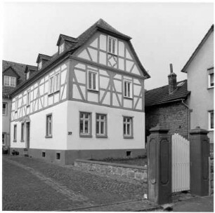 Bad Homburg, Ober-Eschbacher Straße 37