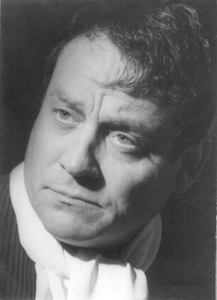 Porträt Manfred Huebner, Kammersänger. Dresden, um 1950