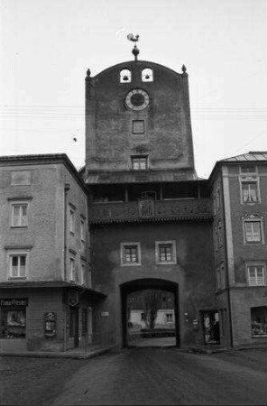 Tittmoning: Laufener Tor am Marienplatz