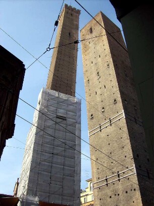 Bologna: Torre Asinelli und Torre Garisenda