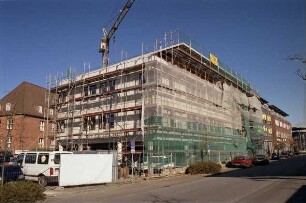 Mommsenstrasse Ecke Käthe-Kollwitz-Straße: Rohbau eines Ärztehauses