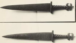 Dolch mit Doppellilie als Knauf
