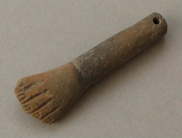 Clay arm (pendant)