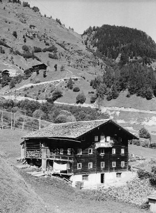 Defereggental. Ansicht mit Wohnhaus