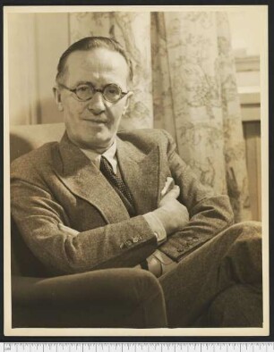 Porträtaufnahme Jean Giraudoux