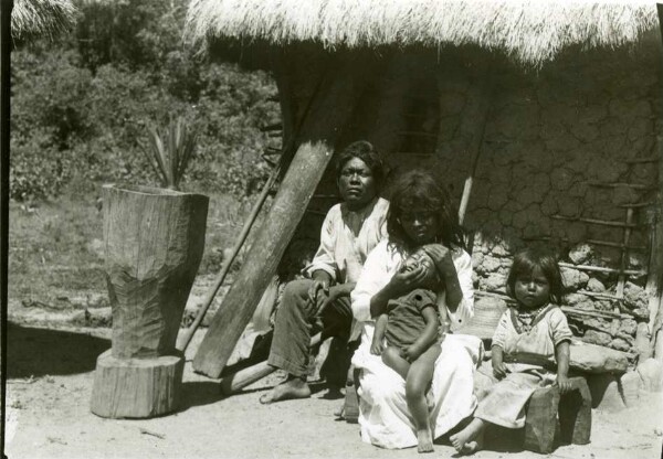 Arhuaco Familie bei San Sebastian (Pauruba)