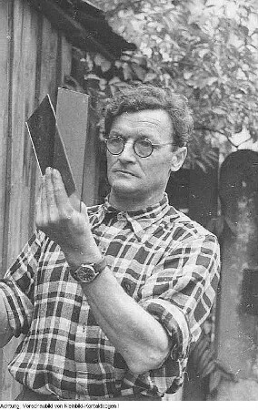 Dresden. Arthur Klose, Glaserobermeister der Handwerkskammer Dresden, 1950