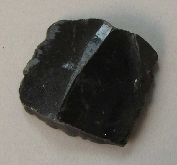 Obsidian knife (fragment)