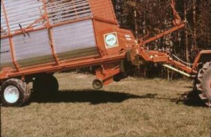 Ladewagen mit Knickdeichsel
