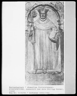 Grabstein des Abts Philipp Perzel