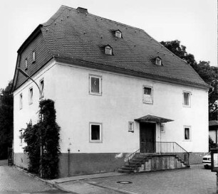 Pfarrhaus; Ehringshausen, Am Kirchplatz 6