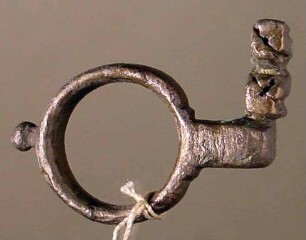 - Objekt ohne Beschreibung - (ein Ringschlüssel)