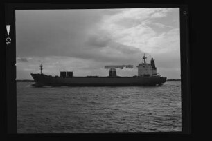 Usambara (1977), Cosima, DAL Charter, Hamburg