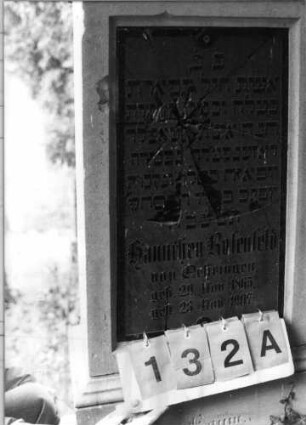 Grabstein 132A