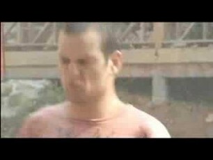 Hotel Very Welcome (2007) - Trailer