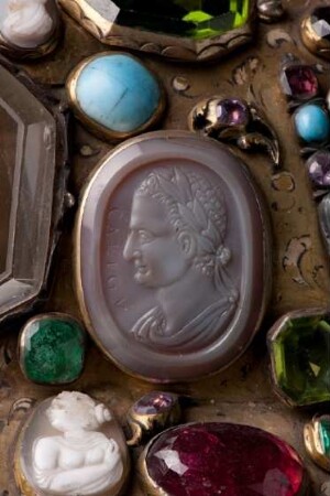 Kameo auf der Moskowiterkassette mit dem Porträt des Caligula, Anfang 17. Jh.