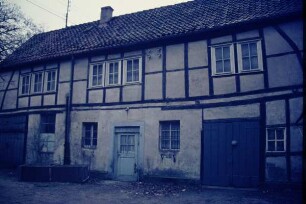 Lange Straße, Detmold, Hinterhof; farbig