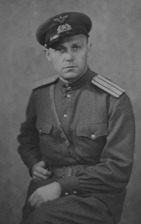 Porträt eines Offiziers der Roten Armee : Porträt eines Offiziers der Roten Armee