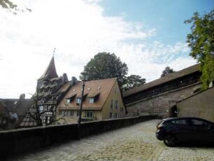 Nürnberg: Wehrgang der Kaiserburg, Pilatushaus, Tiergärtnertorturm