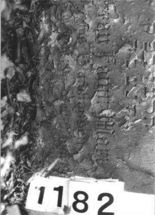 Grabstein 1182 (Detailaufnahme)