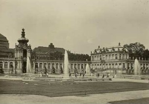 Dresden, Zwinger : Dresden. Zwinger. Zwingerhof mit Kronentor und Mathematischen Salon