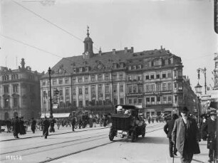 Dresden-Altstadt, Altmarkt. Blick zum Alten Rathaus an der Westseite