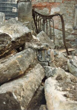 Dresden-Altstadt. Wiederaufbau des Taschenbergpalais, aufgenommen 1993