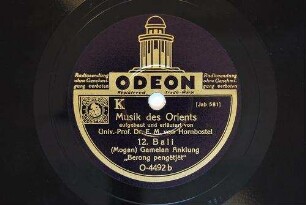 Musik des Orients : 11. Bali, (Koeta) Gendèr Wajang "Selénderô"