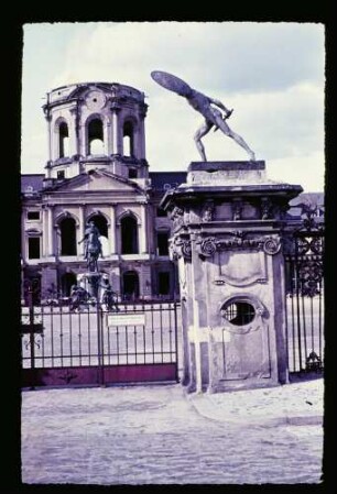 Schloss Charlottenburg 18.4.54.