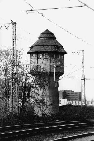 Wasserturm am ehemaligen Güterbahnhof; Frankfurt, Europa-Allee 63a (südlich)