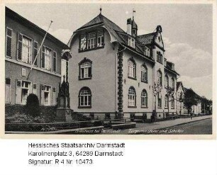 Griesheim bei Darmstadt, Bürgermeisterei und Schule