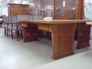 Schreibtisch aus dem Dienstzimmer Margot Honeckers im Ministerium für Volksbildung der DDR, Wilhelmstr. 60 / Ecke Unter den Linden