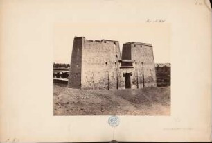 Tempel des Horus, Edfu: Ansicht, Pylon
