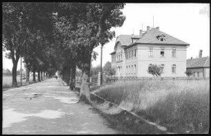 Landwirtschaftliche Haushaltungsschule. Straßenansicht