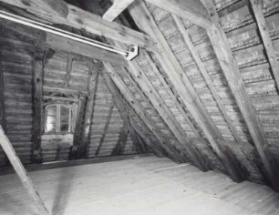 Radebeul. Berg- und Lusthaus Hoflößnitz (Sächsisches Weinbaumuseum Hoflößnitz; 1648-1650, E. Eckhardt). Dachgeschoß, Inneres