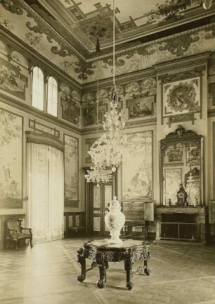 Schloss Pillnitz, Bergpalais, Mittelsaal